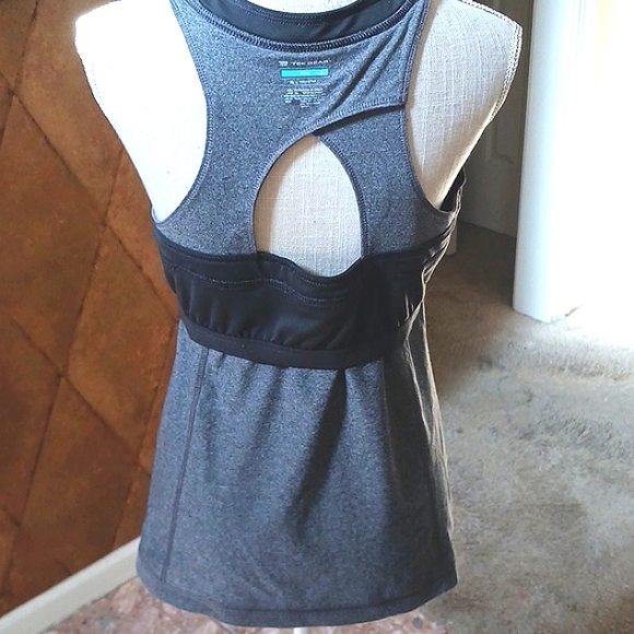 TEK Gear Yoga Athletic Tank Top Grey/Black Built In Bra Size XL - Picture 10 of 12